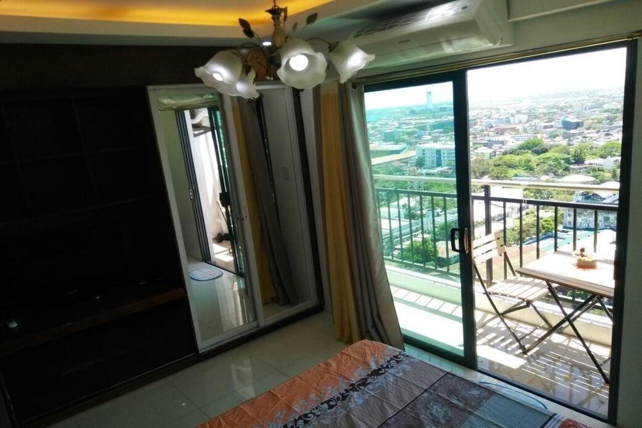 City Suites Ramos Tower Cebu Exterior photo