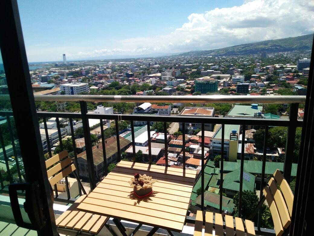 City Suites Ramos Tower Cebu Exterior photo